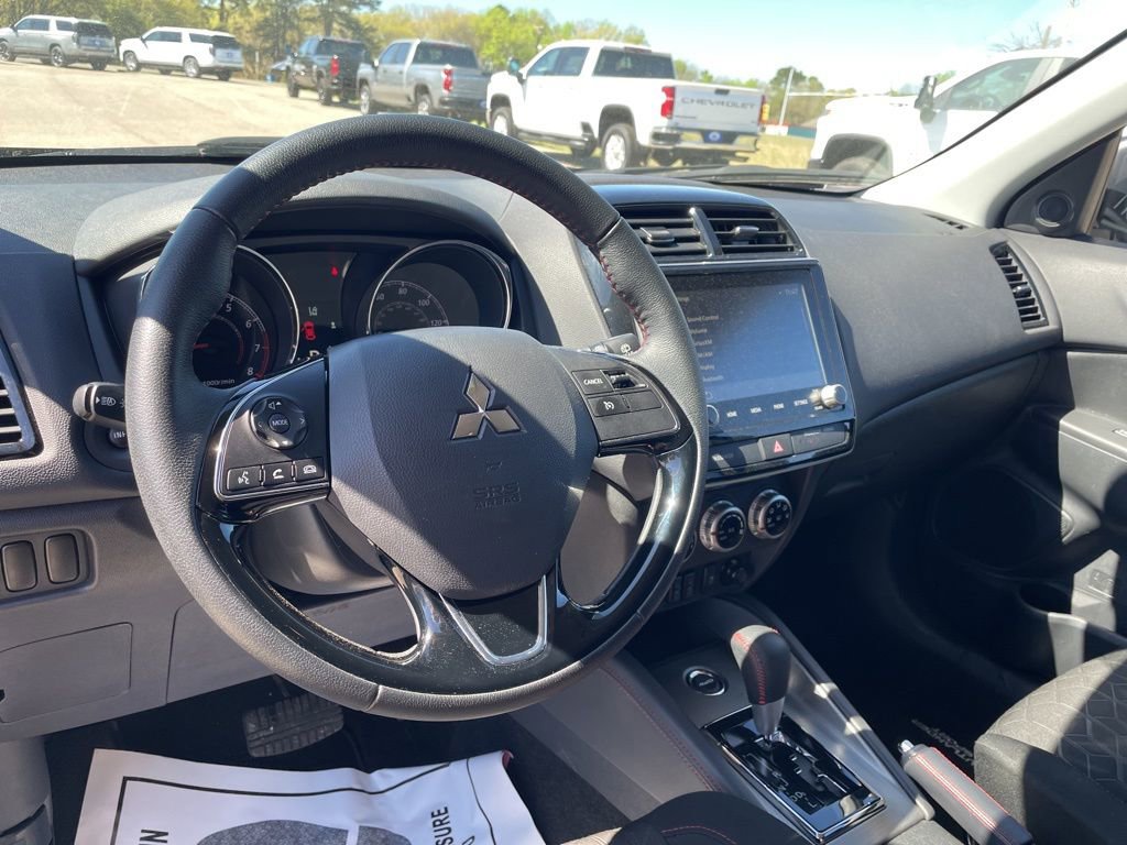 Used 2025 Mitsubishi Outlander Sport SE image 20