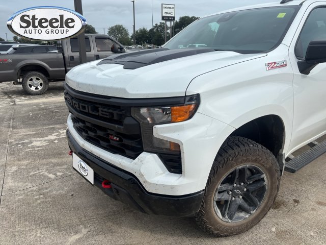 Used 2024 Chevrolet Silverado 1500 Custom Trail Boss AWD/4WD image 42
