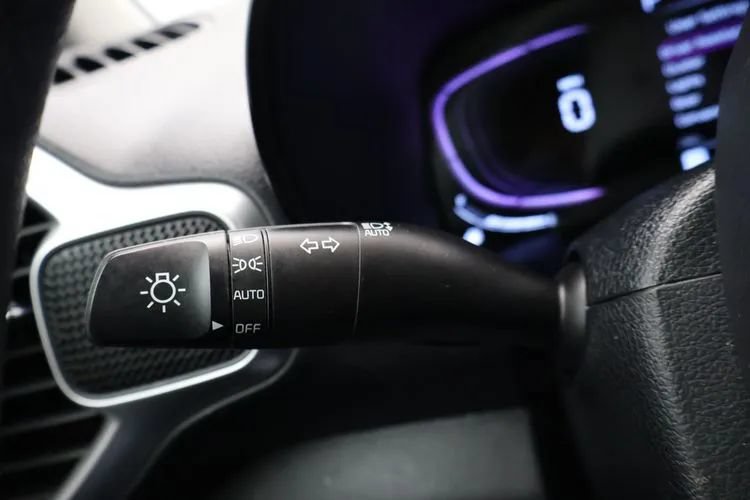Used 2024 Kia Soul LX w/ LX Technology Package FWD image 22