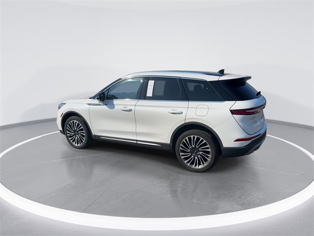 Used 2021 Lincoln Corsair Reserve w/ Elements Package image 4