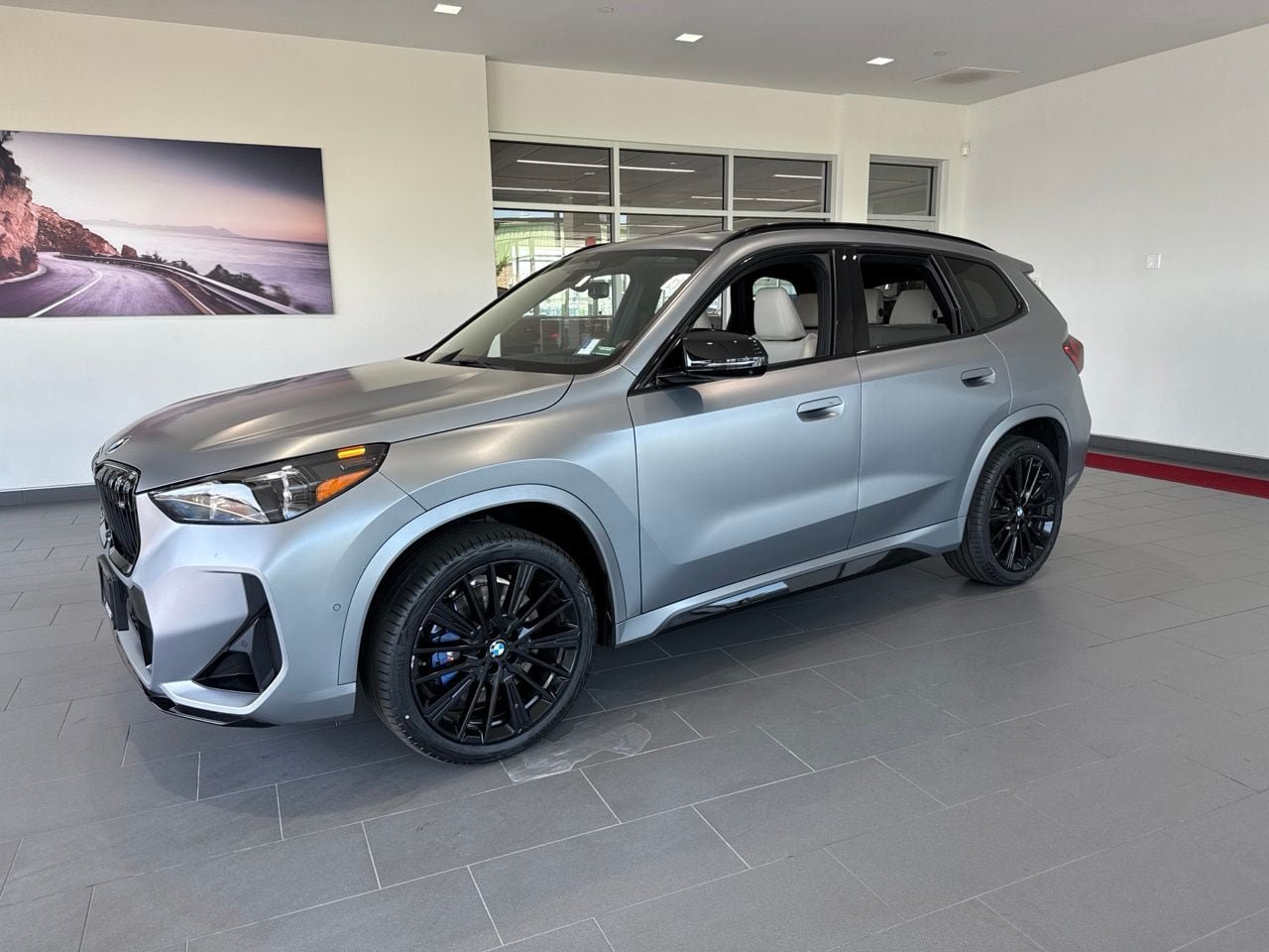 Used 2025 BMW X1 M35i w/ Premium Package AWD/4WD image 4
