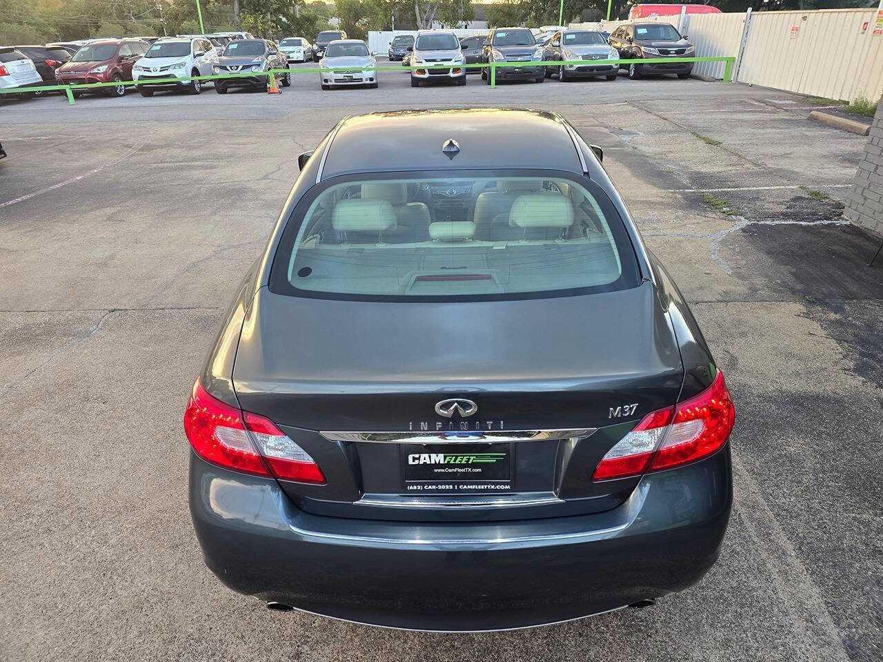 Used 2012 INFINITI M37 w/ Premium Pkg image 9