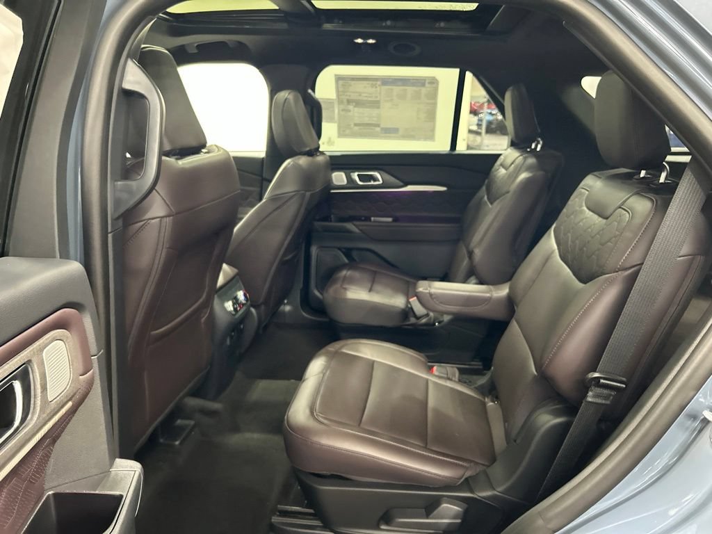 New 2027 Ford Explorer Platinum AWD/4WD image 29