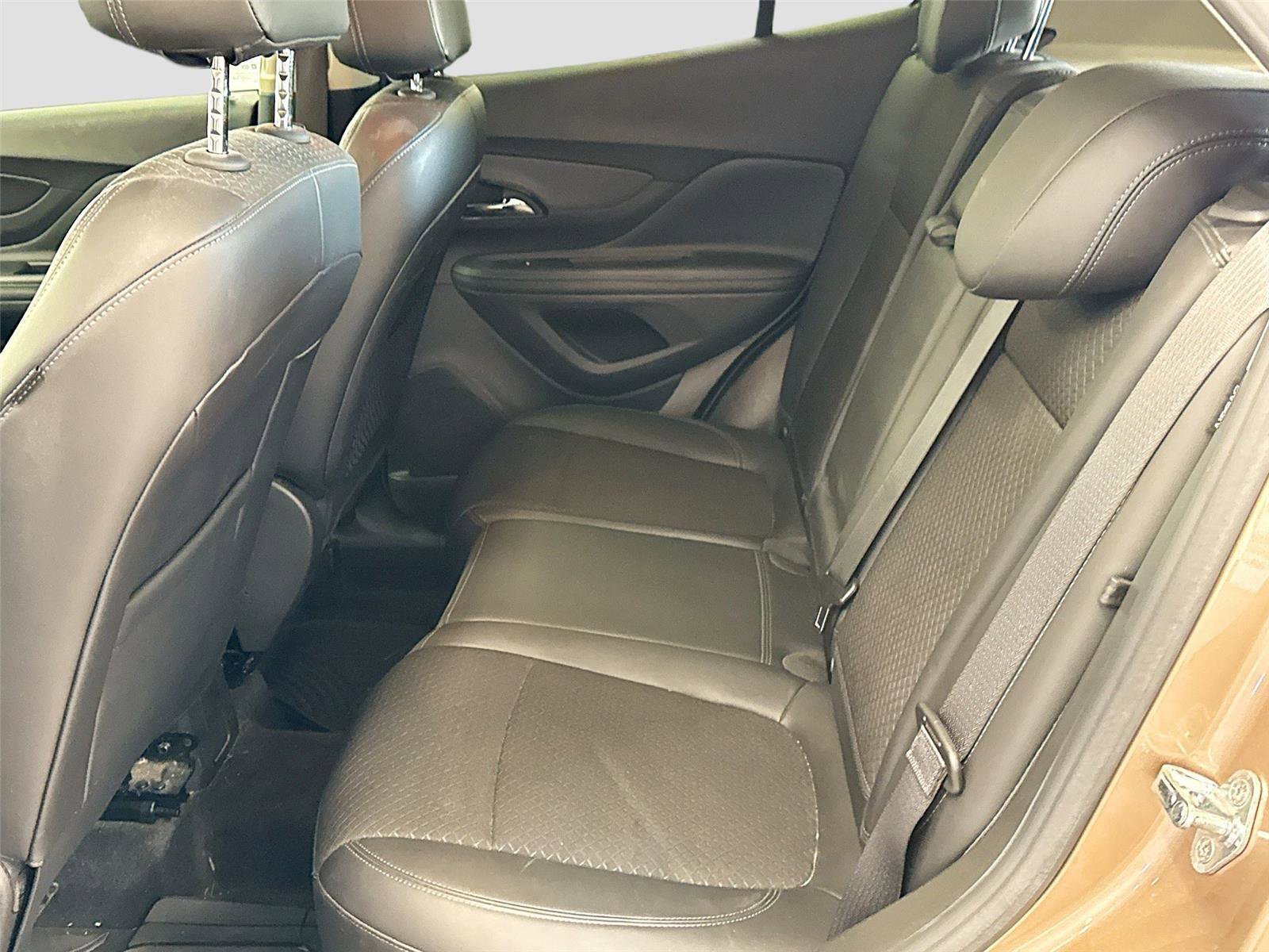 Used 2019 Buick Encore Preferred image 5