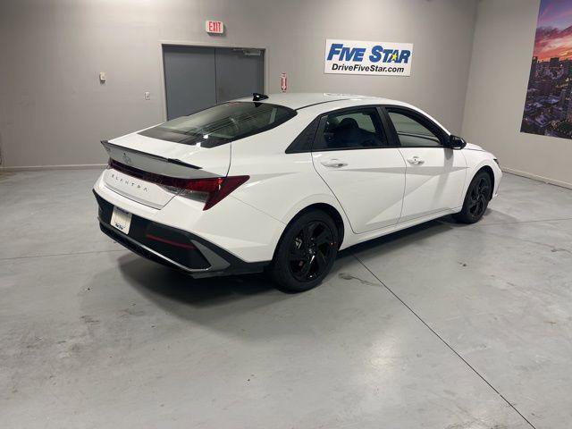 New 2026 Hyundai Elantra Sport image 5