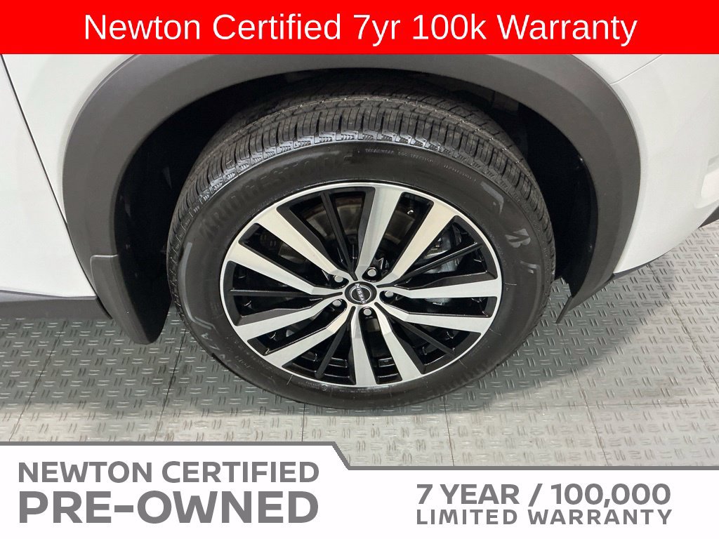 Used 2025 Nissan Pathfinder Platinum w/ Cargo Package FWD image 52