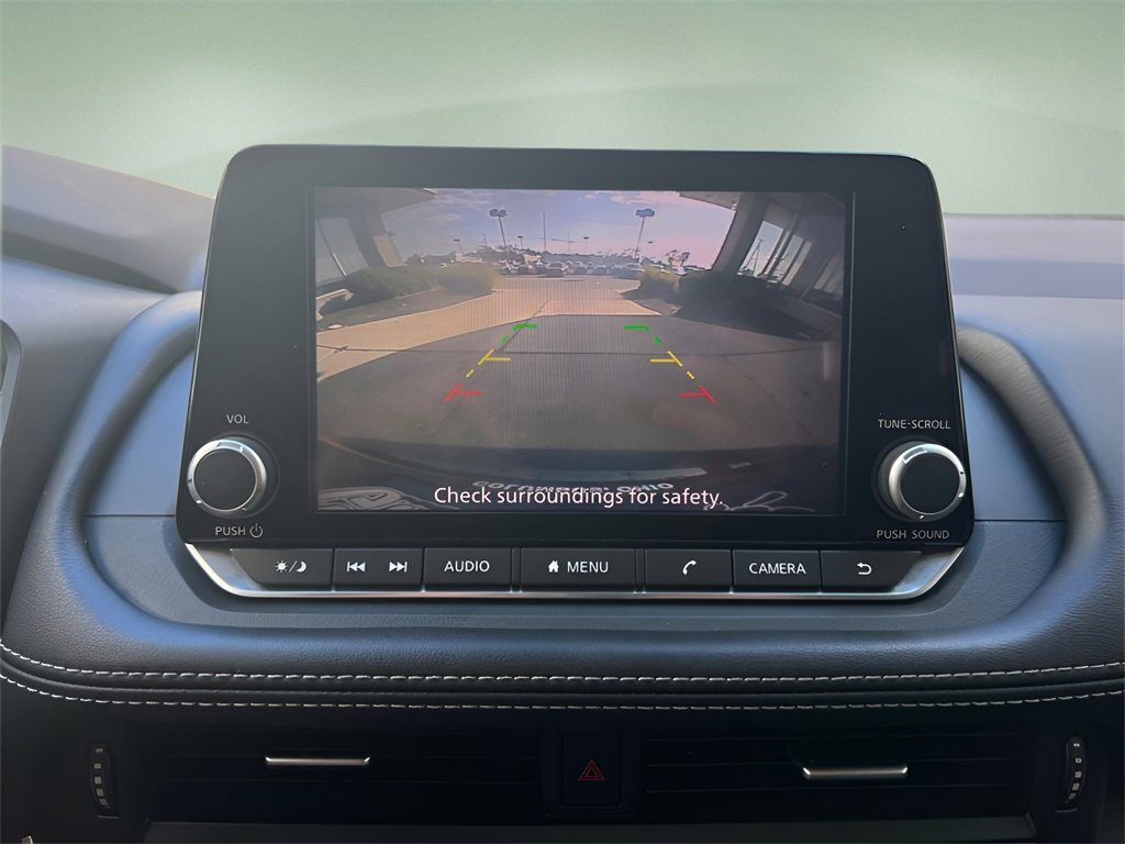 Used 2023 Nissan Rogue S image 23