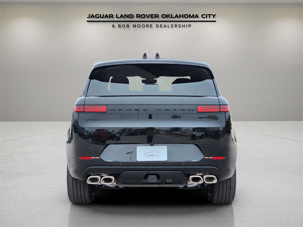New 2025 Land Rover Range Rover Sport Dynamic SE image 5