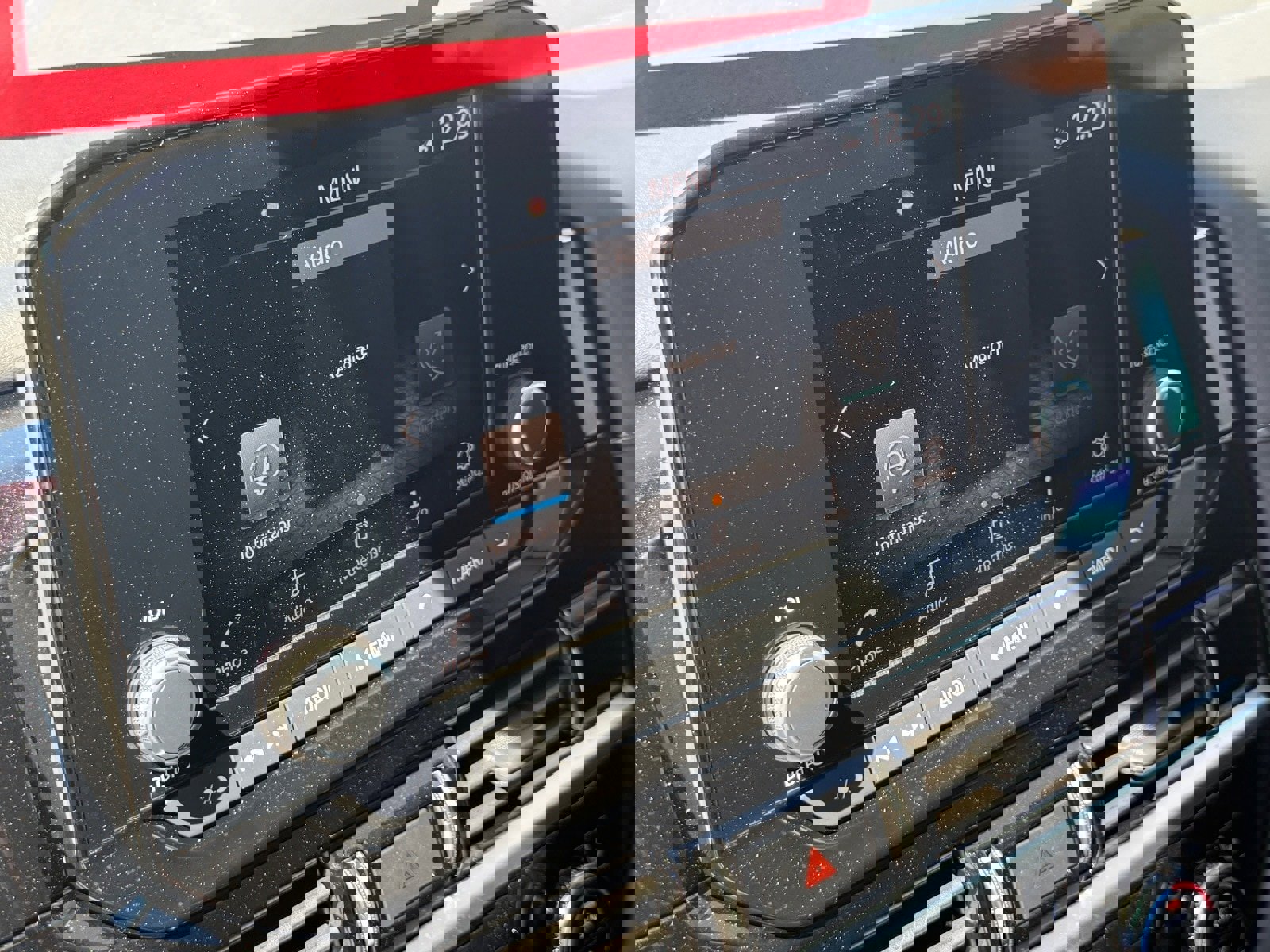 New 2025 Nissan Pathfinder SV w/ Cargo Package image 27