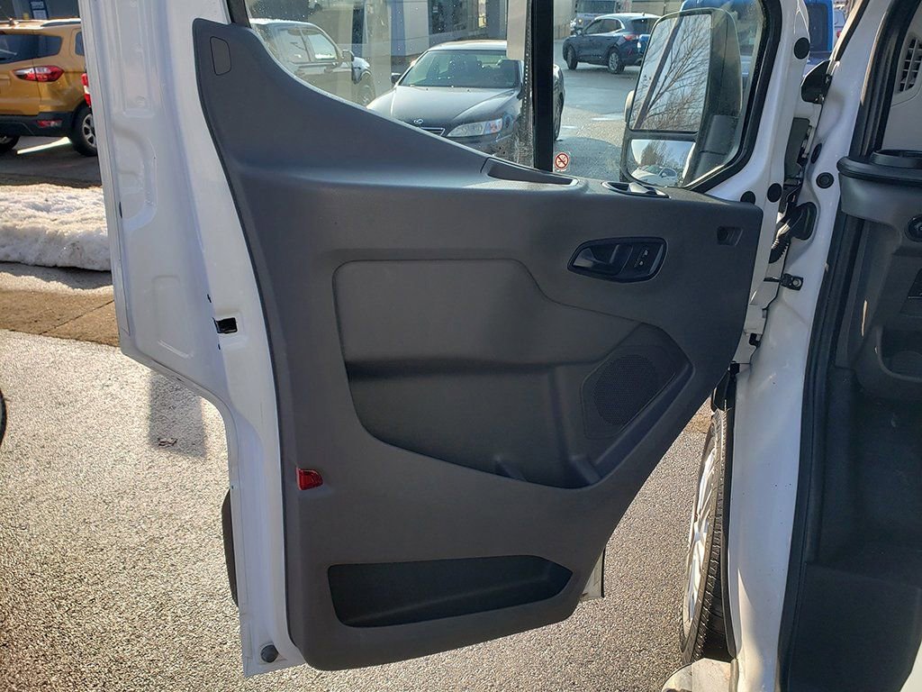Certified 2022 Ford Transit 250 Low Roof w/ Exterior Upgrade Package image 10