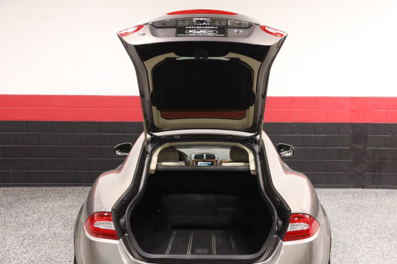 Used 2010 Jaguar XK Coupe RWD image 31