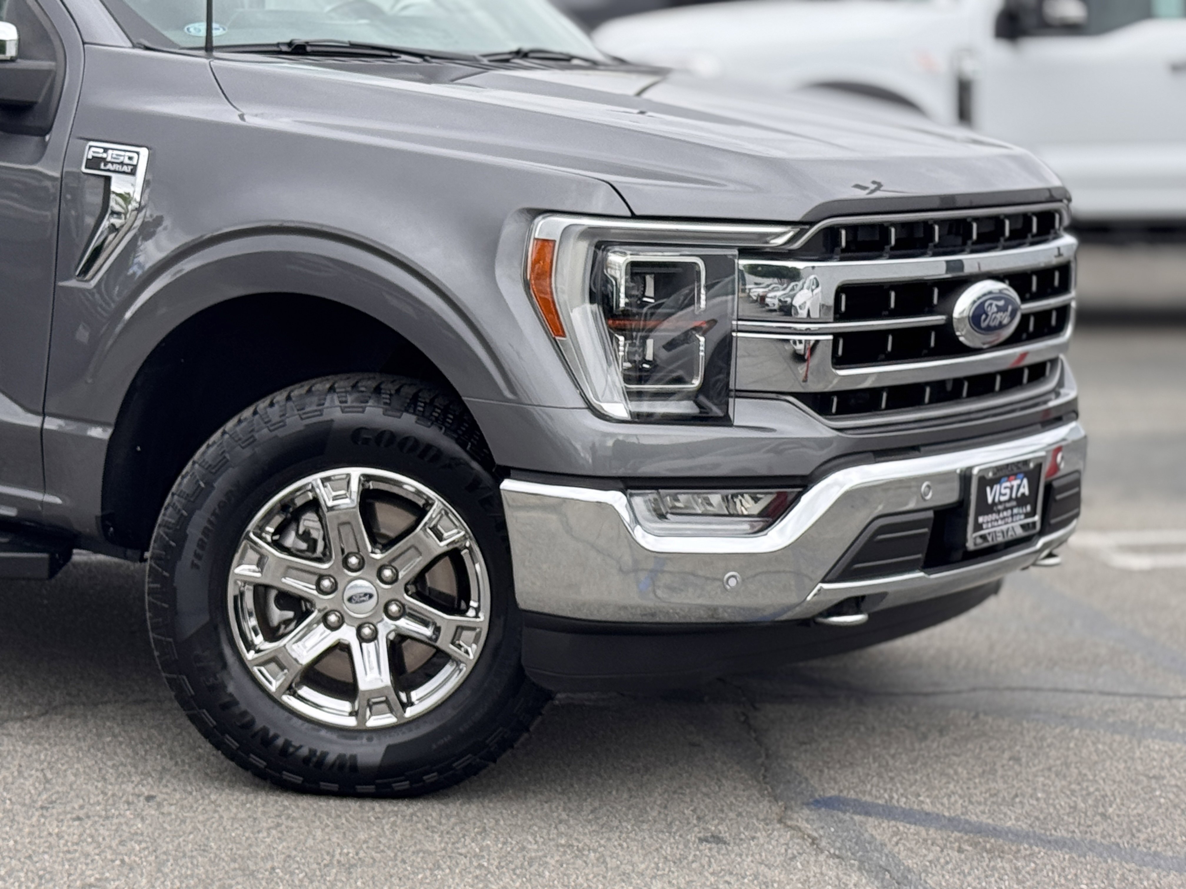 Certified 2022 Ford F150 Lariat w/ Equipment Group 502A High image 3