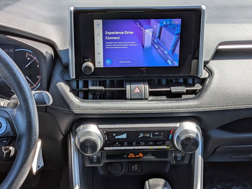 Used 2024 Toyota RAV4 LE image 22