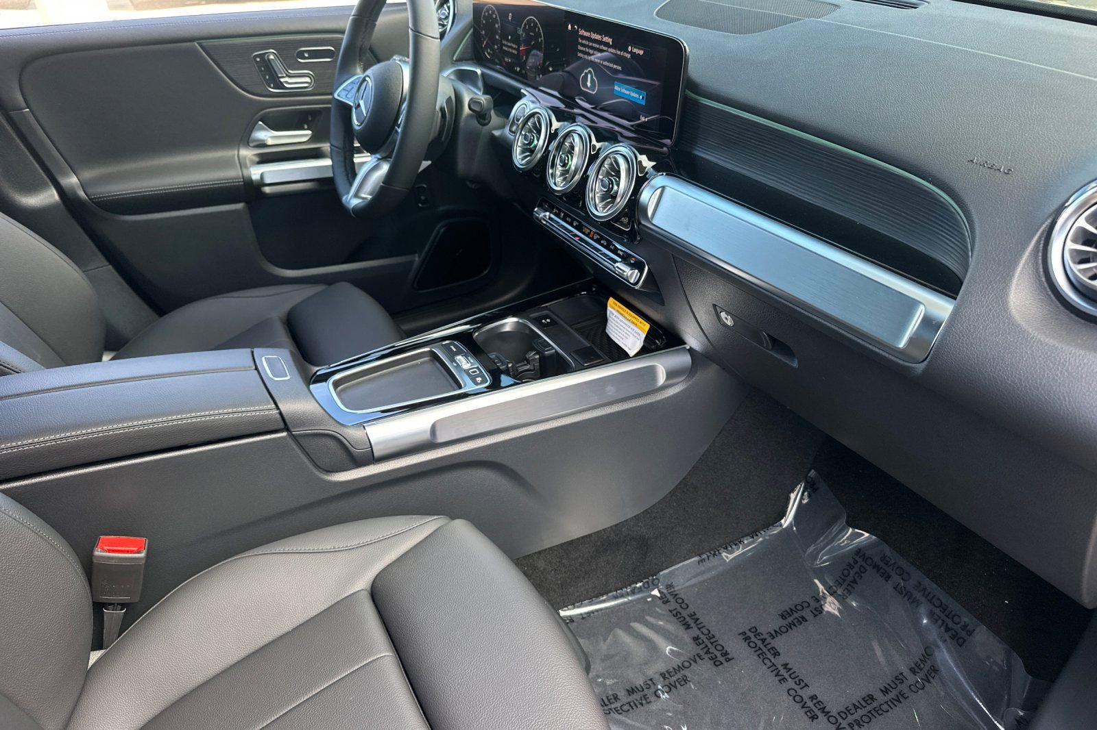 New 2026 Mercedes-Benz GLB 250 image 10