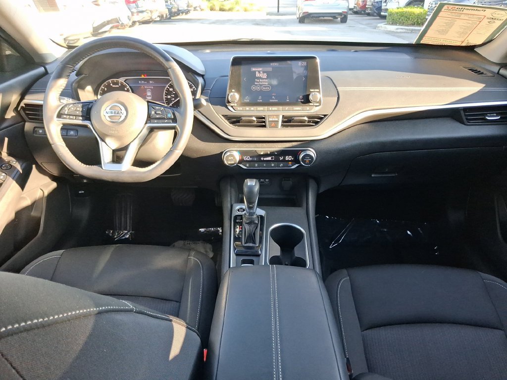 Used 2019 Nissan Altima 2.5 SV FWD image 15