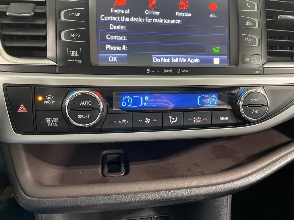 Used 2016 Toyota Highlander Limited Platinum image 36