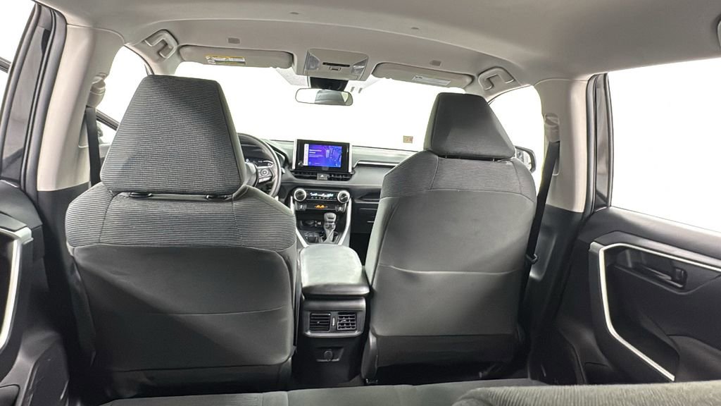 Used 2024 Toyota RAV4 LE image 17