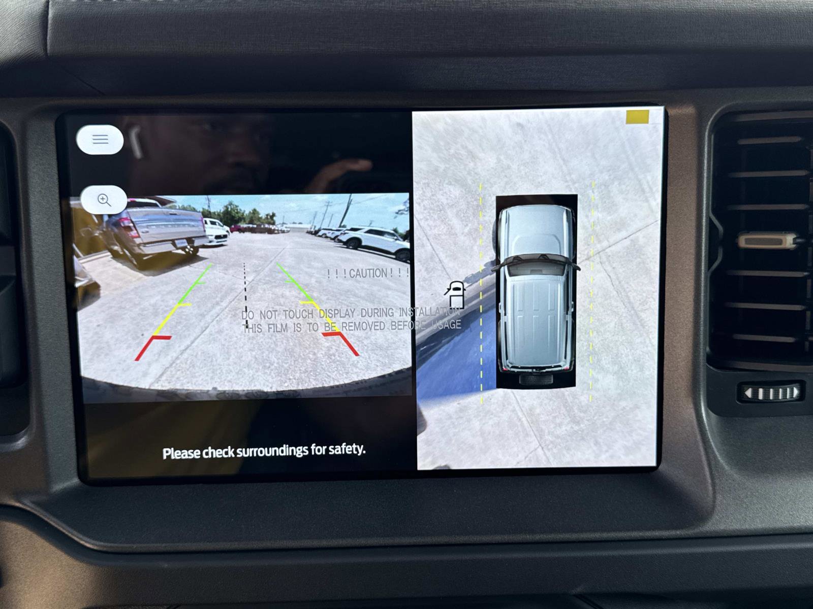 New 2025 Ford Bronco Badlands image 12