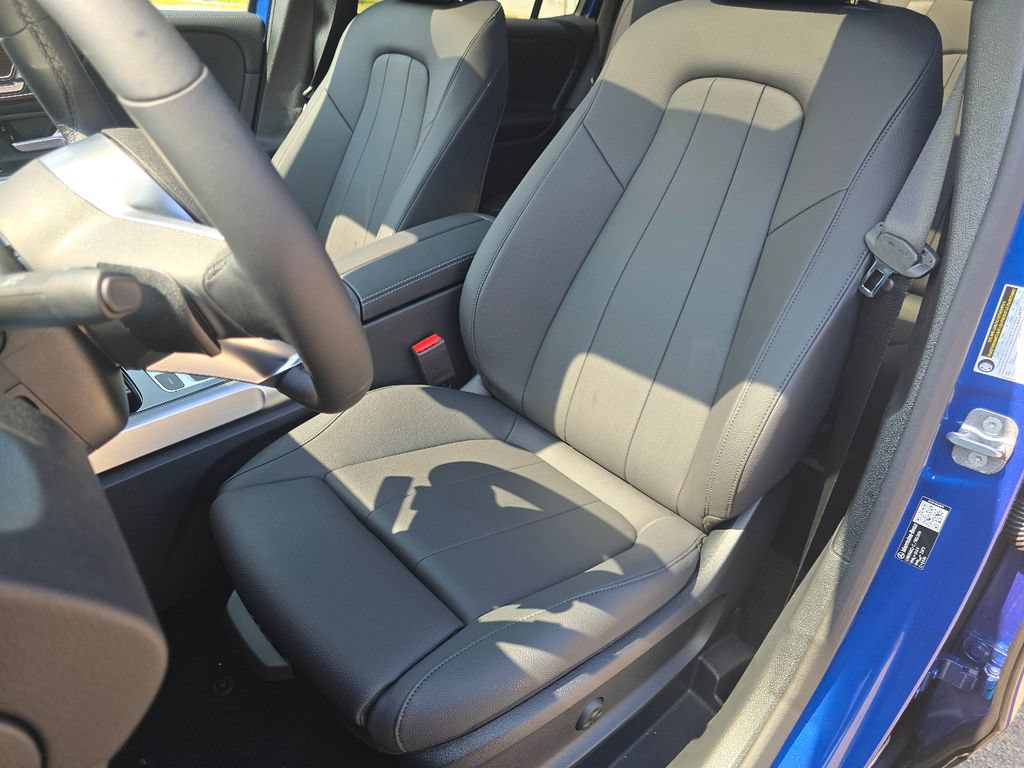 New 2026 Mercedes-Benz GLB 250 4MATIC image 24