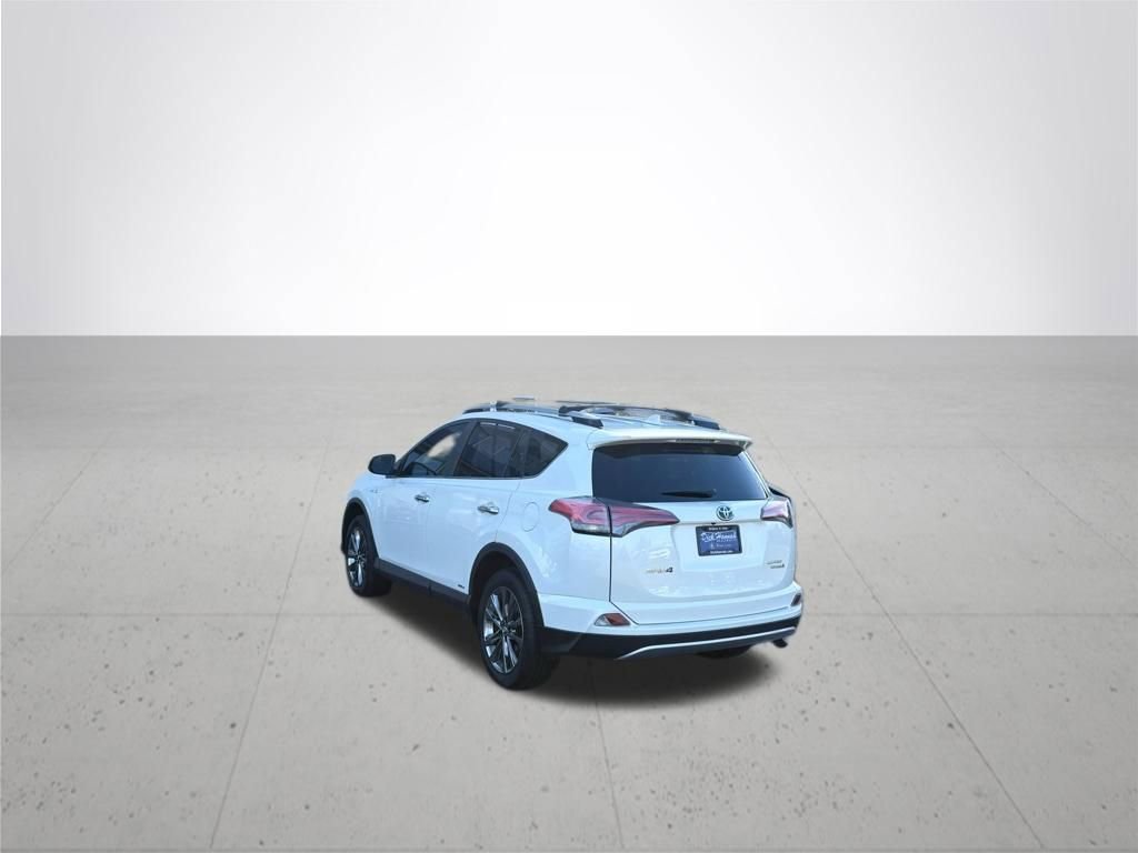 Used 2018 Toyota RAV4 Limited w/ Advanced Technology Package image 8