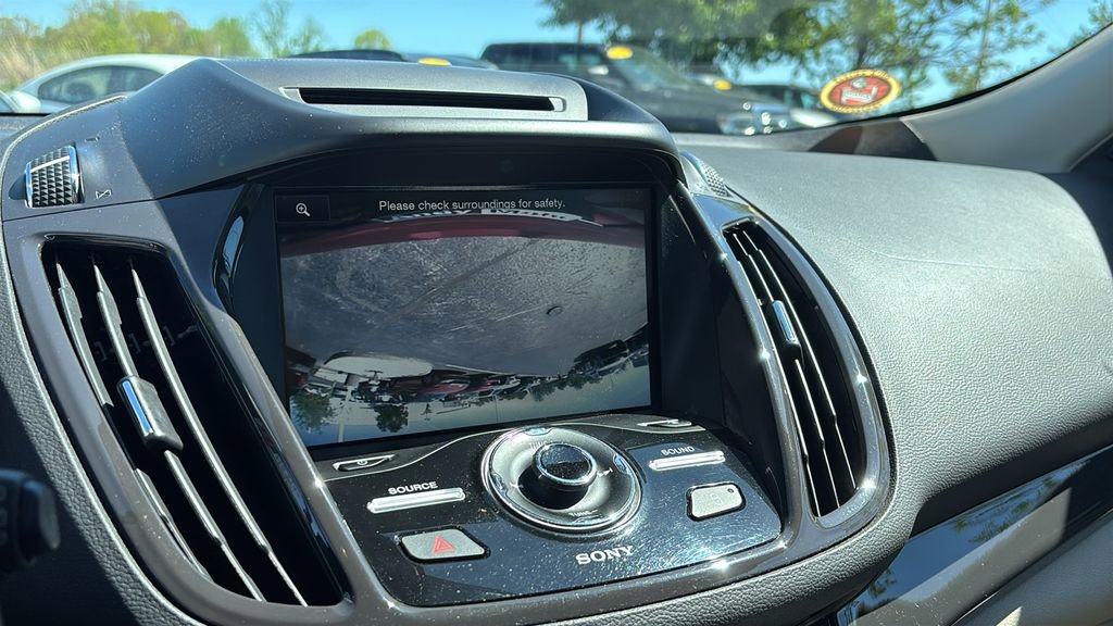 Used 2015 Ford Escape Titanium image 22