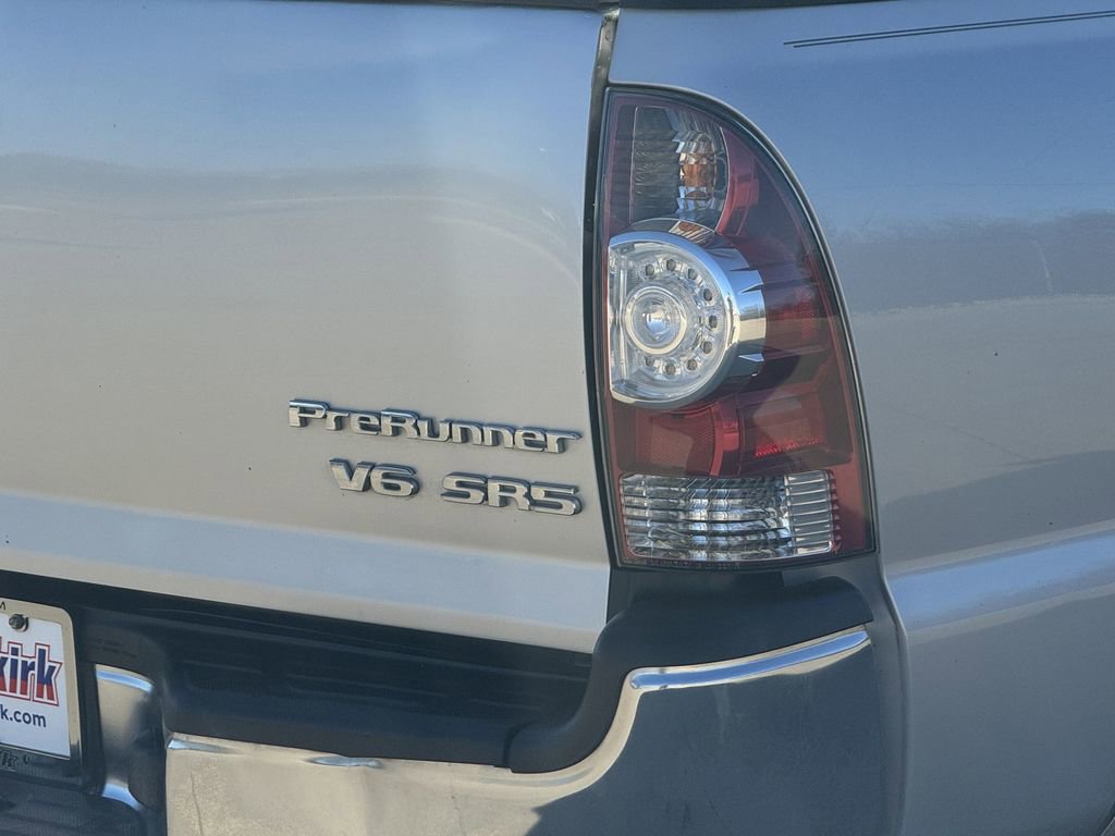 Used 2013 Toyota Tacoma PreRunner w/ SR5 Pkg image 10