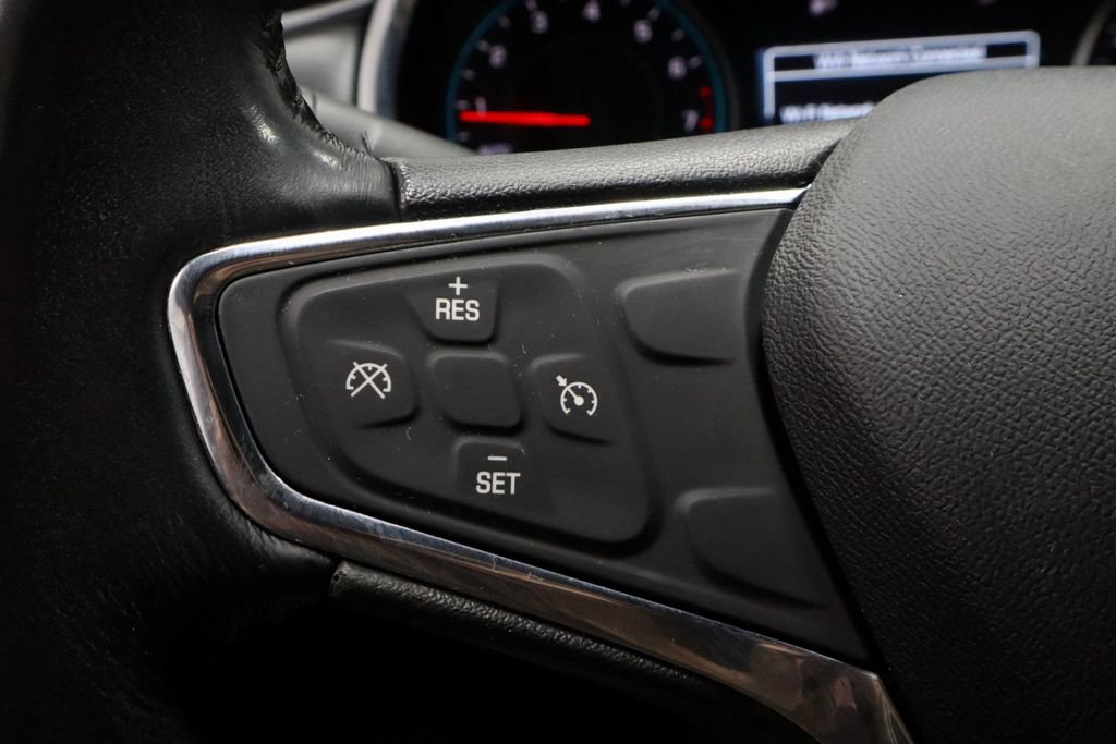 Used 2018 Chevrolet Malibu LT w/ Leather Package FWD image 26