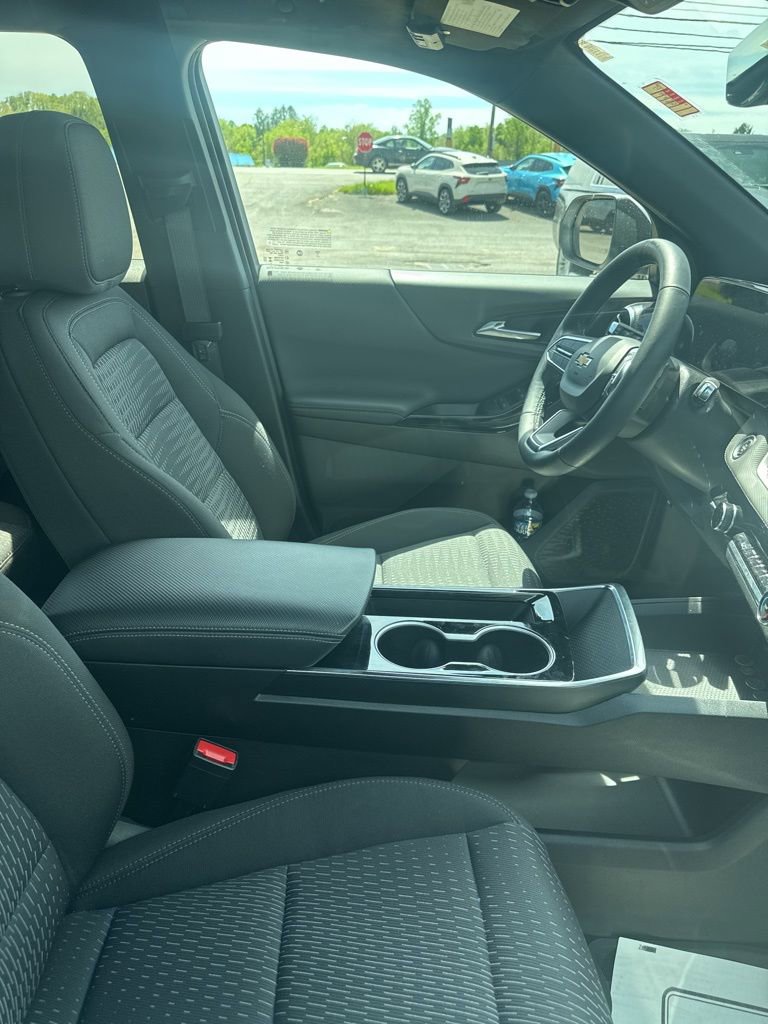 Used 2022 Chevrolet Equinox RS AWD/4WD image 7