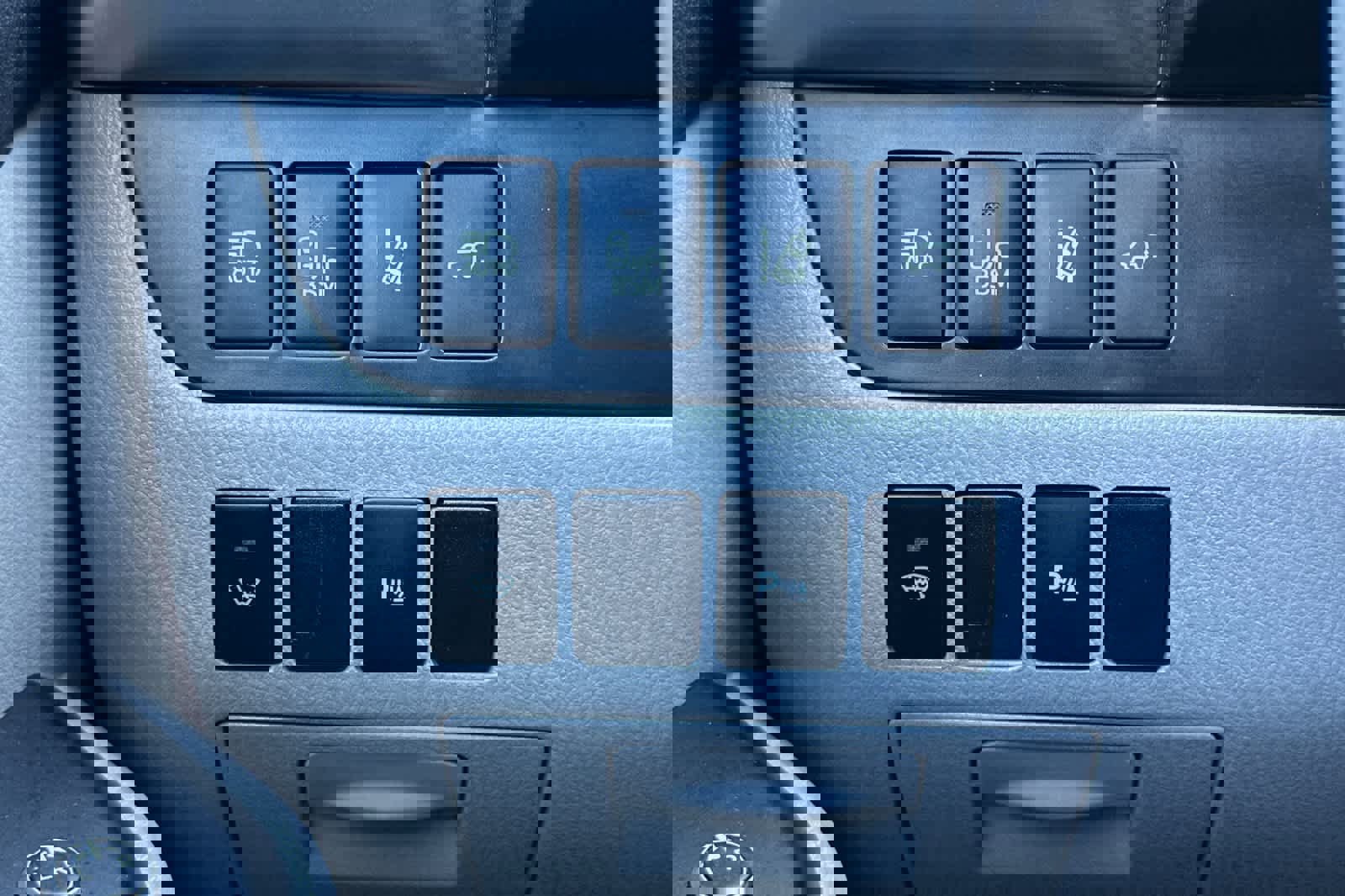 Used 2016 Toyota Highlander Limited image 32