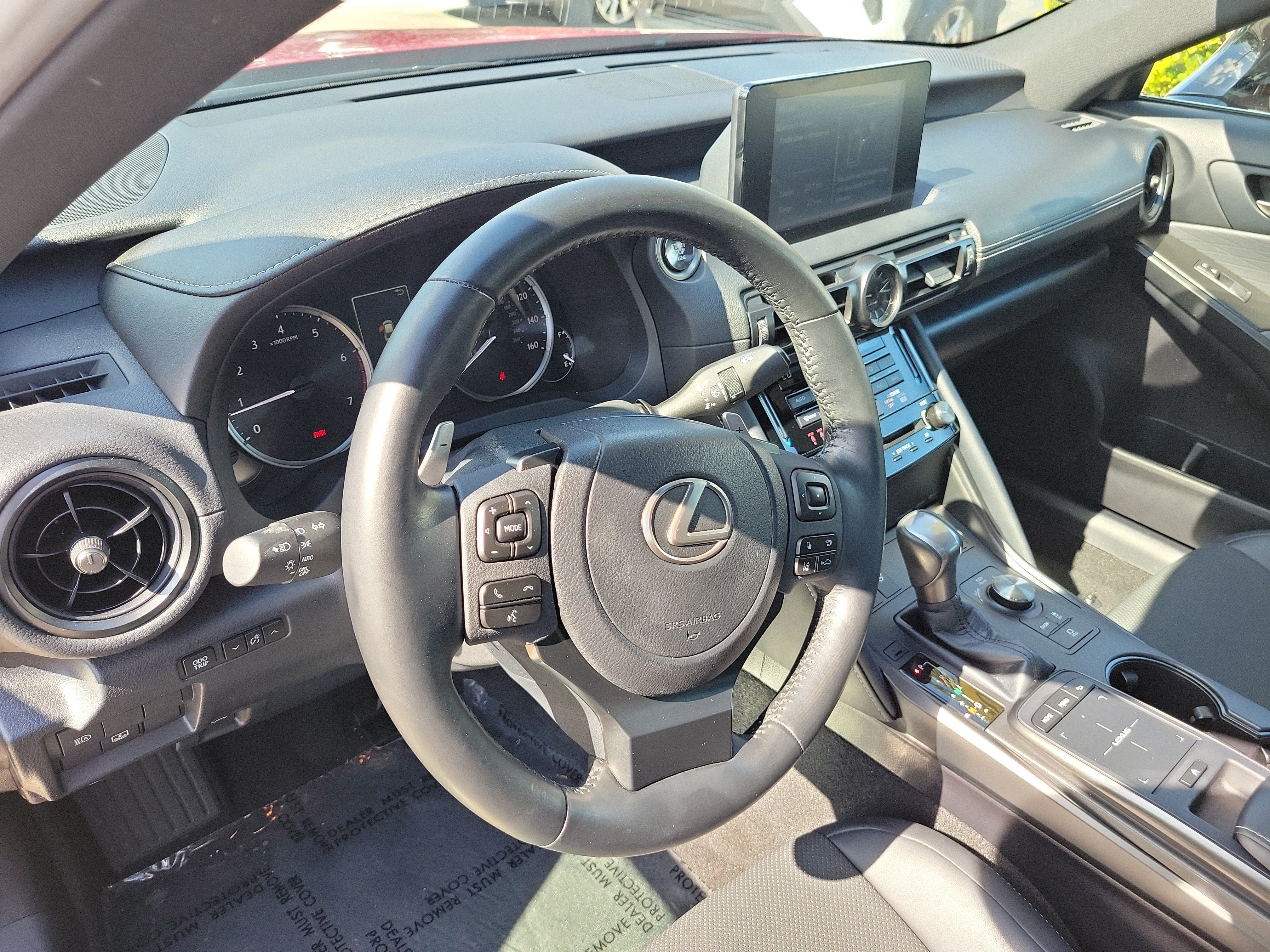 Used 2025 Lexus IS 300 w/ Premium Package RWD image 22