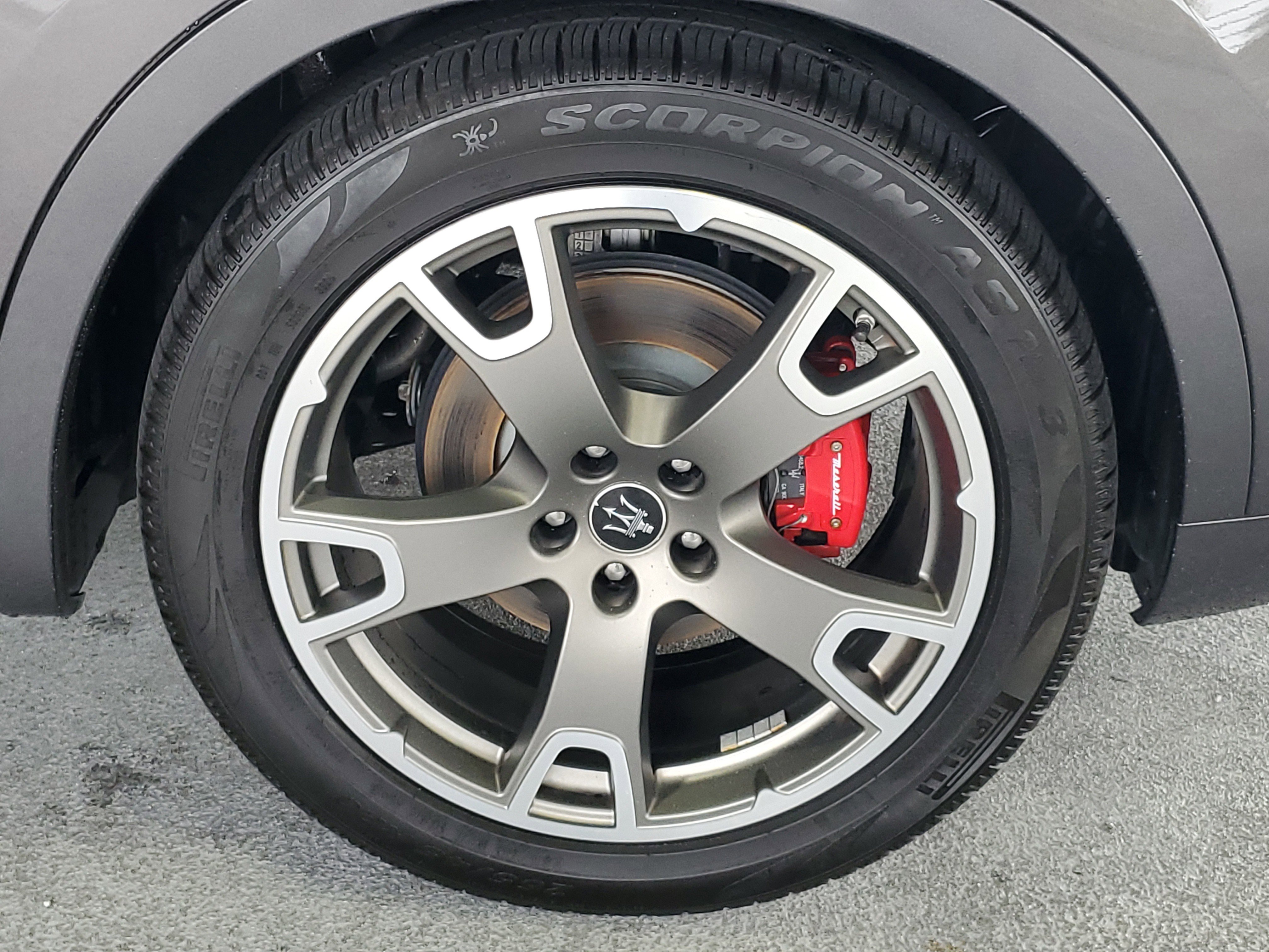 Used 2023 Maserati Levante GT image 7