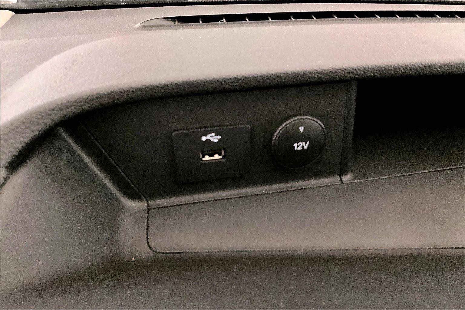 Used 2024 Ford Transit 250 Low Roof w/ Exterior Upgrade Package image 31