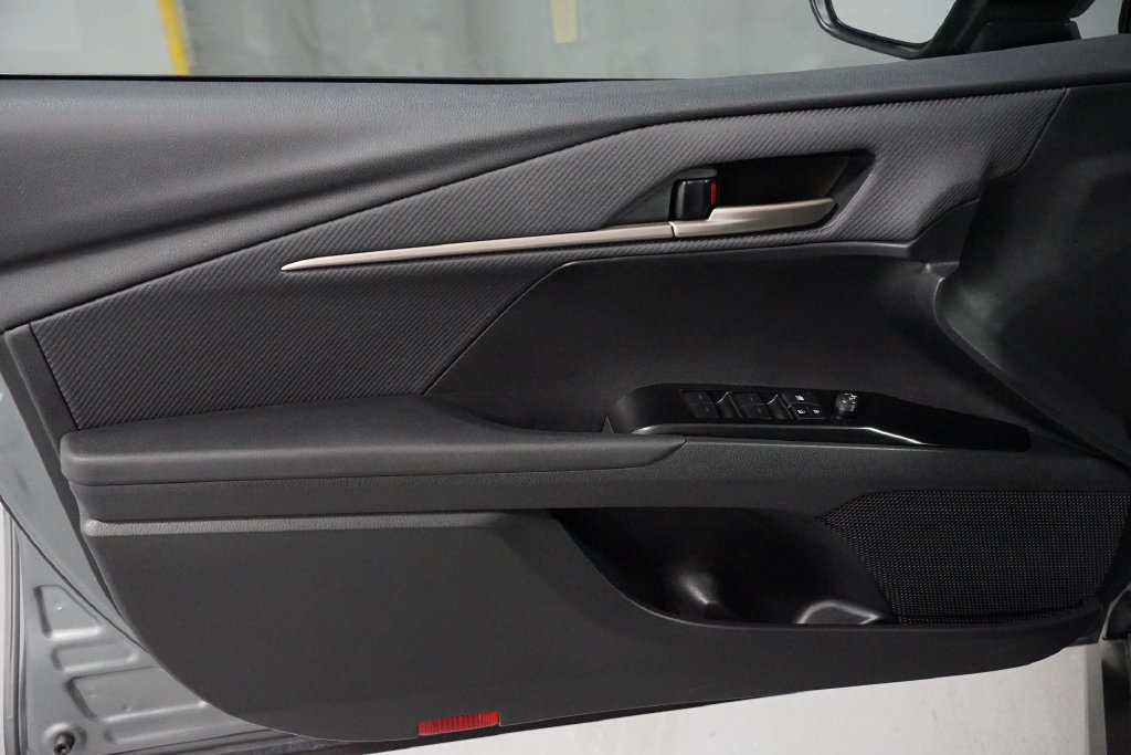 Certified 2025 Toyota Camry SE FWD image 30