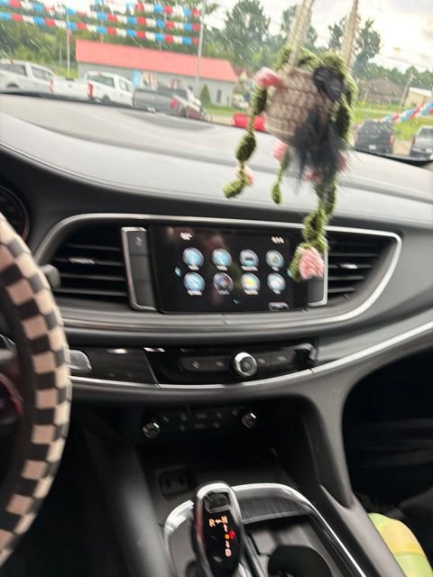 Used 2019 Buick Enclave Essence FWD image 6