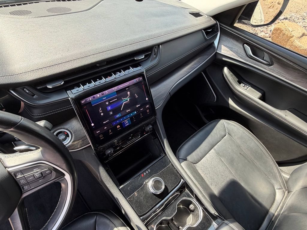 Used 2021 Jeep Grand Cherokee L Limited RWD image 20