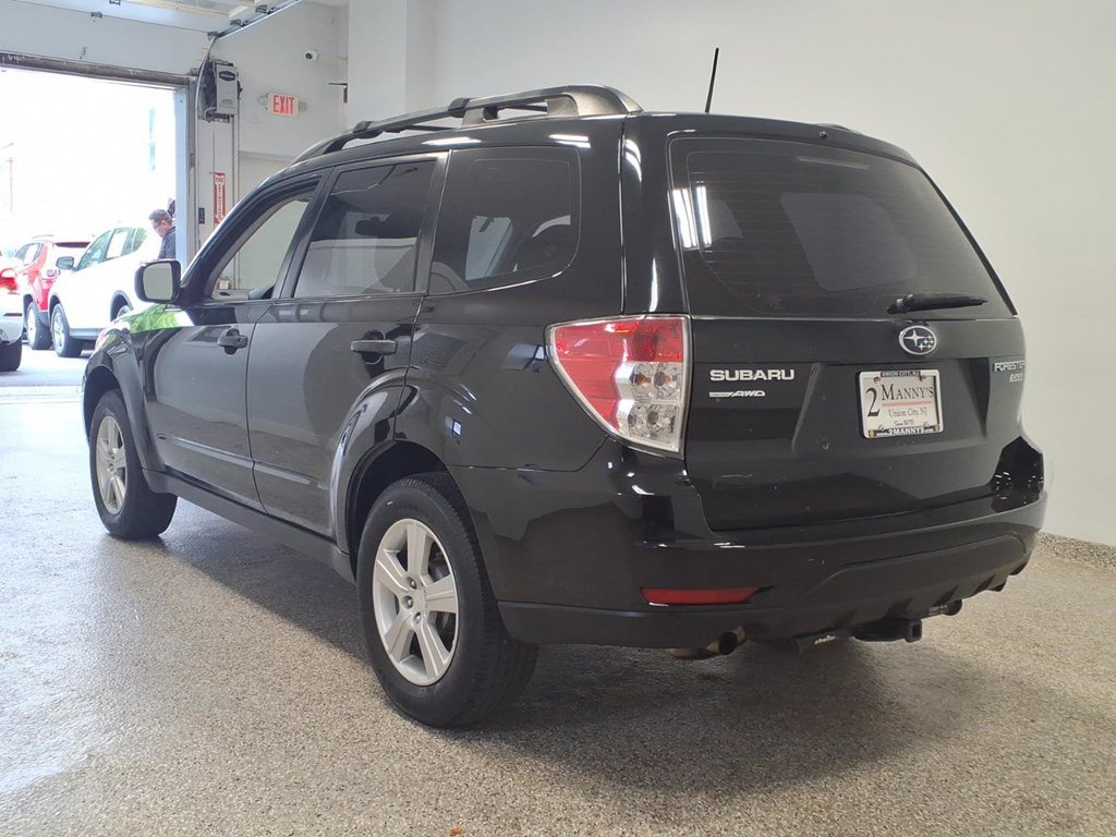 Used 2011 Subaru Forester 2.5X w/ Alloy Wheel Value Pkg AWD/4WD image 6
