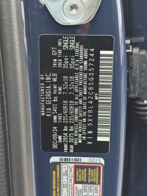 Used 2025 Kia Sorento S image 17