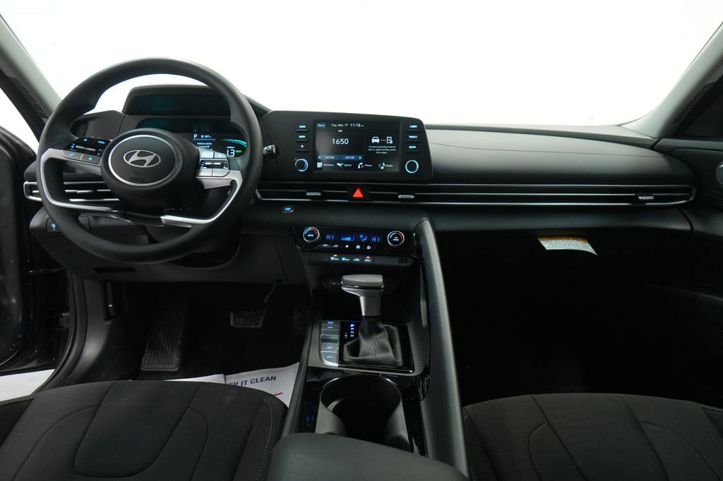 New 2026 Hyundai Elantra Blue w/ Cargo Package image 27