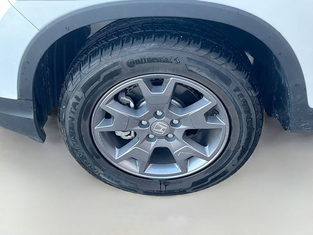 Used 2024 Honda Passport TrailSport image 32