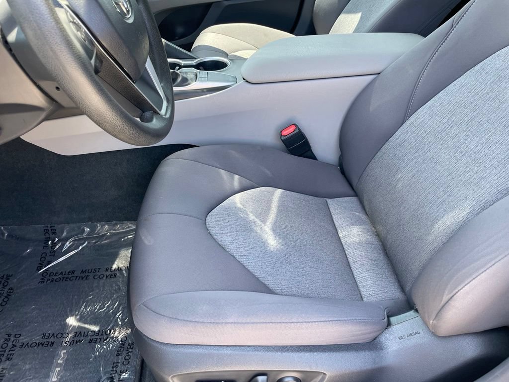 Used 2022 Toyota Camry LE FWD image 20
