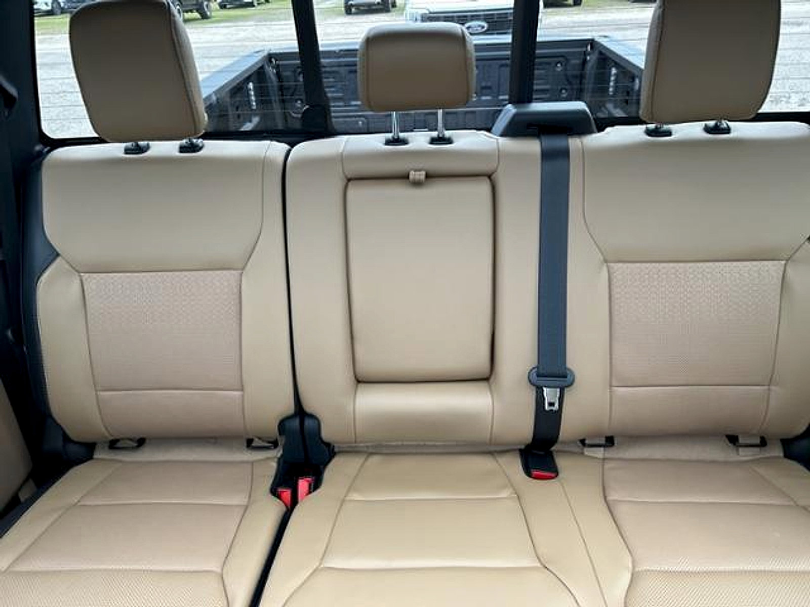 New 2024 Ford F250 Lariat w/ Lariat Ultimate Package image 27