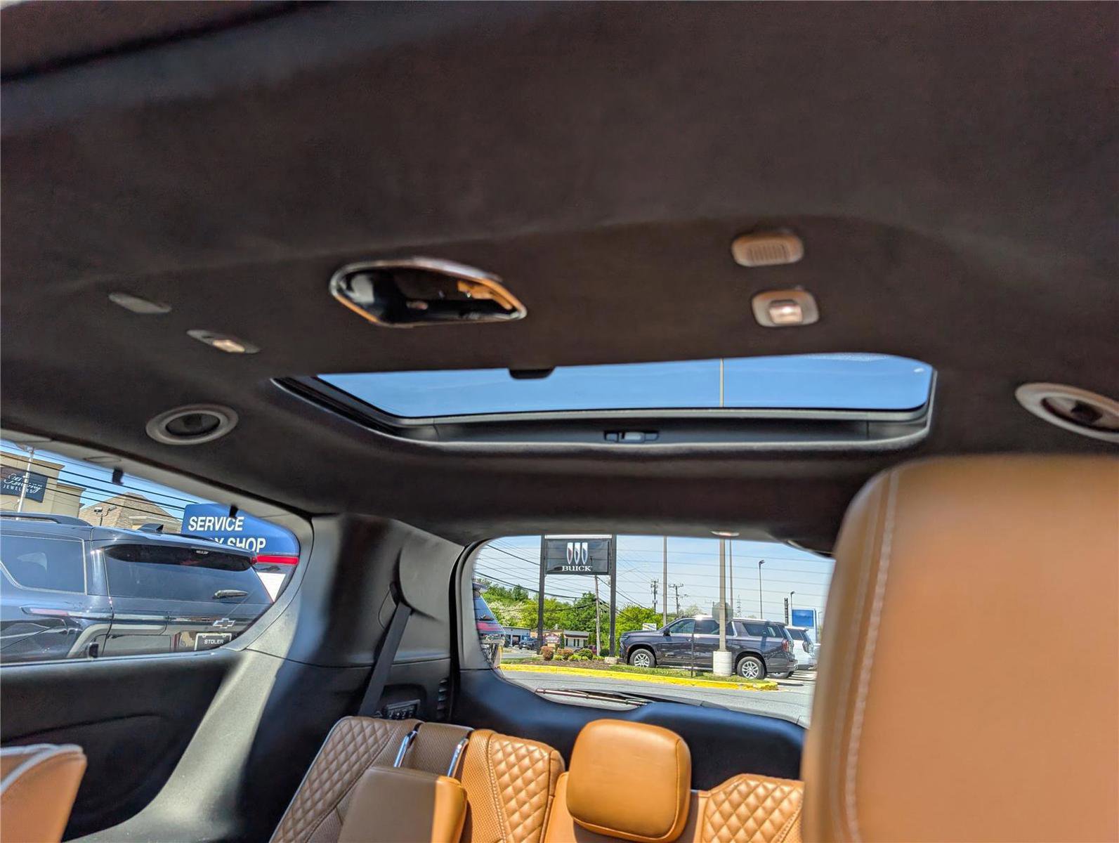 Used 2021 Chrysler Pacifica Pinnacle AWD/4WD image 21