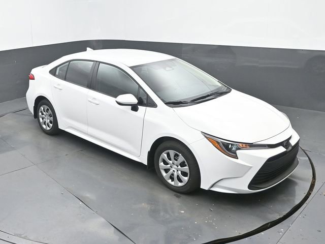 Used 2026 Toyota Corolla LE image 22