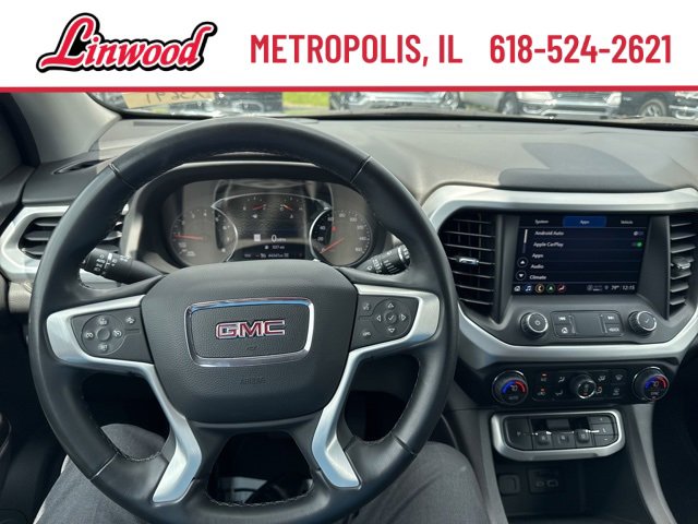 Used 2023 GMC Acadia SLT image 2