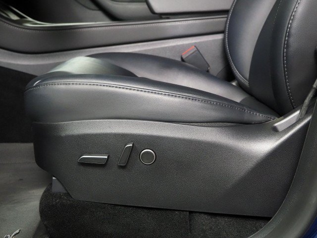 Used 2023 Tesla Model Y Long Range AWD/4WD image 63