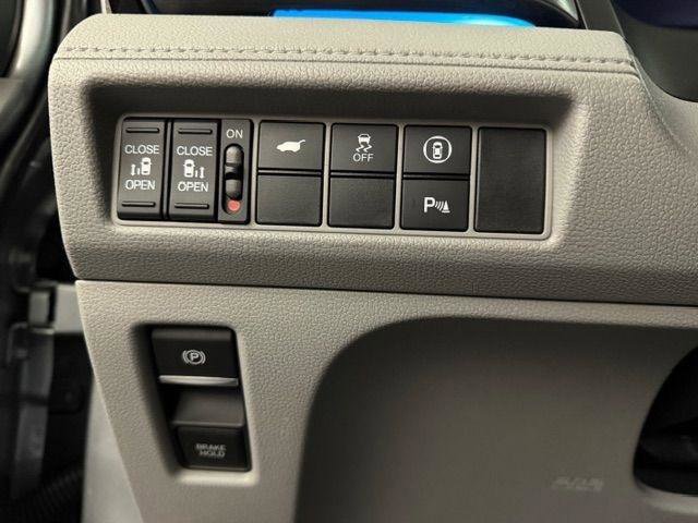 Used 2024 Honda Odyssey Touring image 17