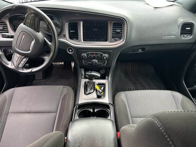 Used 2020 Dodge Charger SXT w/ Blacktop Package AWD/4WD image 18