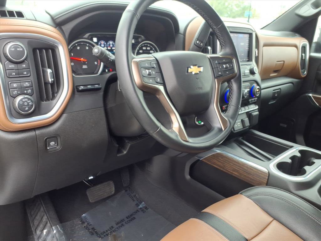 Used 2023 Chevrolet Silverado 2500 High Country image 8