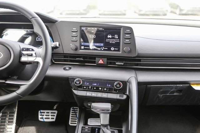 New 2026 Hyundai Elantra Sport FWD image 16