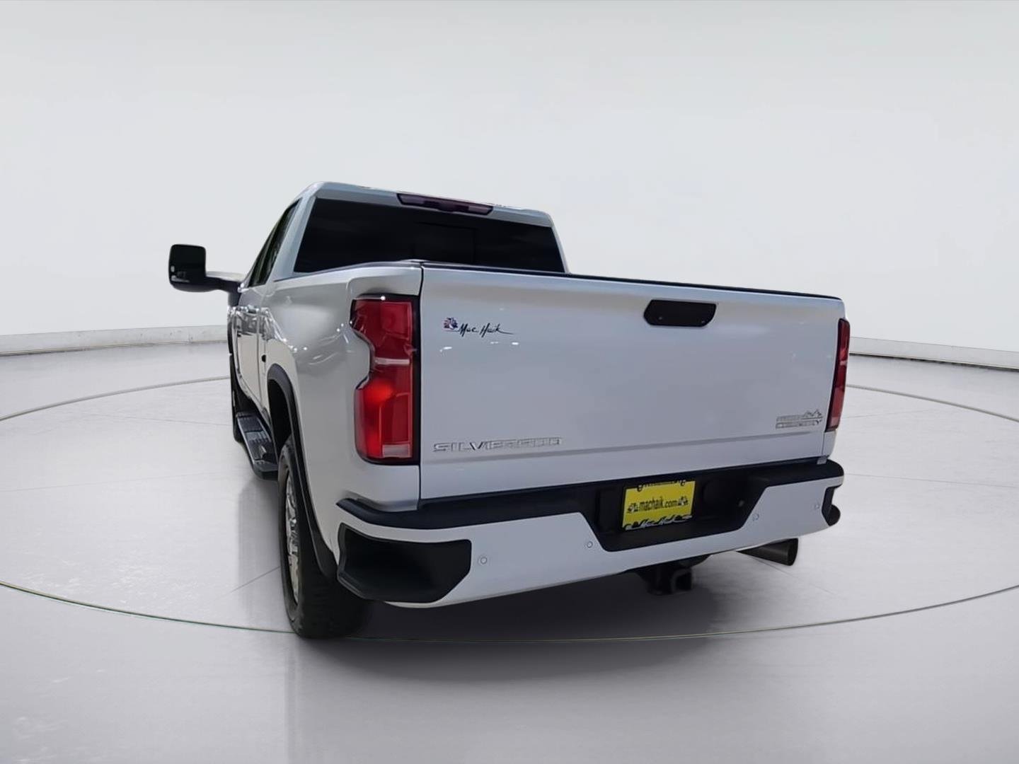 Used 2025 Chevrolet Silverado 2500 High Country w/ Technology Package AWD/4WD image 7